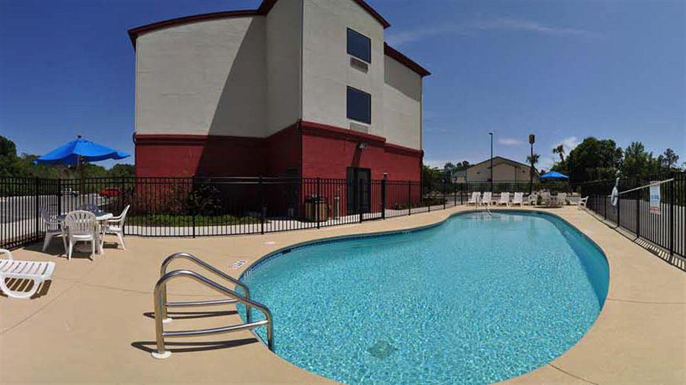 Comfort Inn & Suites Panama City North Екстериор снимка
