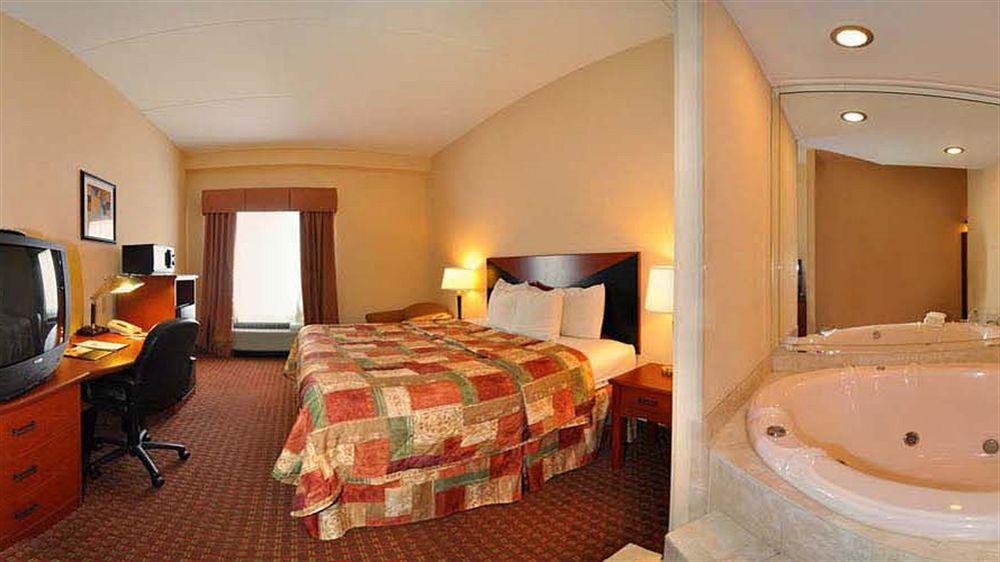 Comfort Inn & Suites Panama City North Екстериор снимка