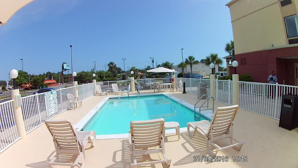 Comfort Inn & Suites Panama City North Екстериор снимка