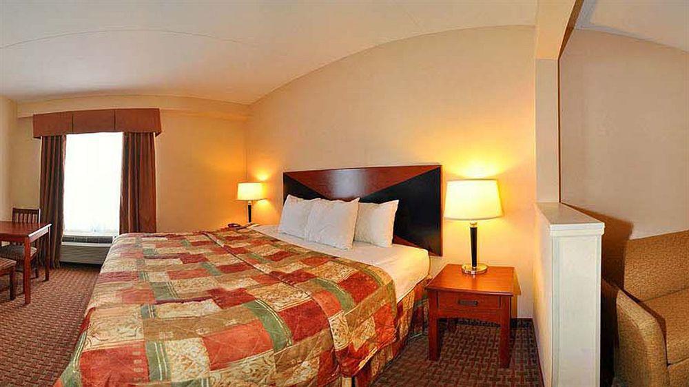 Comfort Inn & Suites Panama City North Екстериор снимка