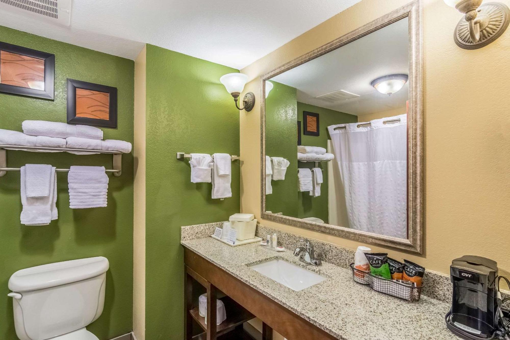 Comfort Inn & Suites Panama City North Екстериор снимка