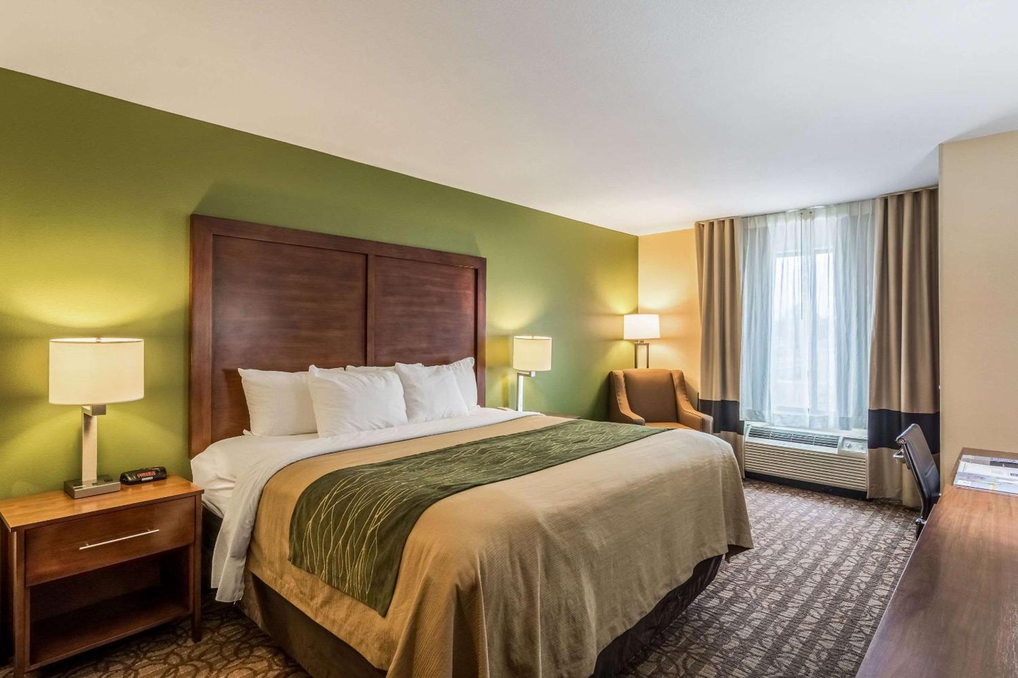 Comfort Inn & Suites Panama City North Екстериор снимка