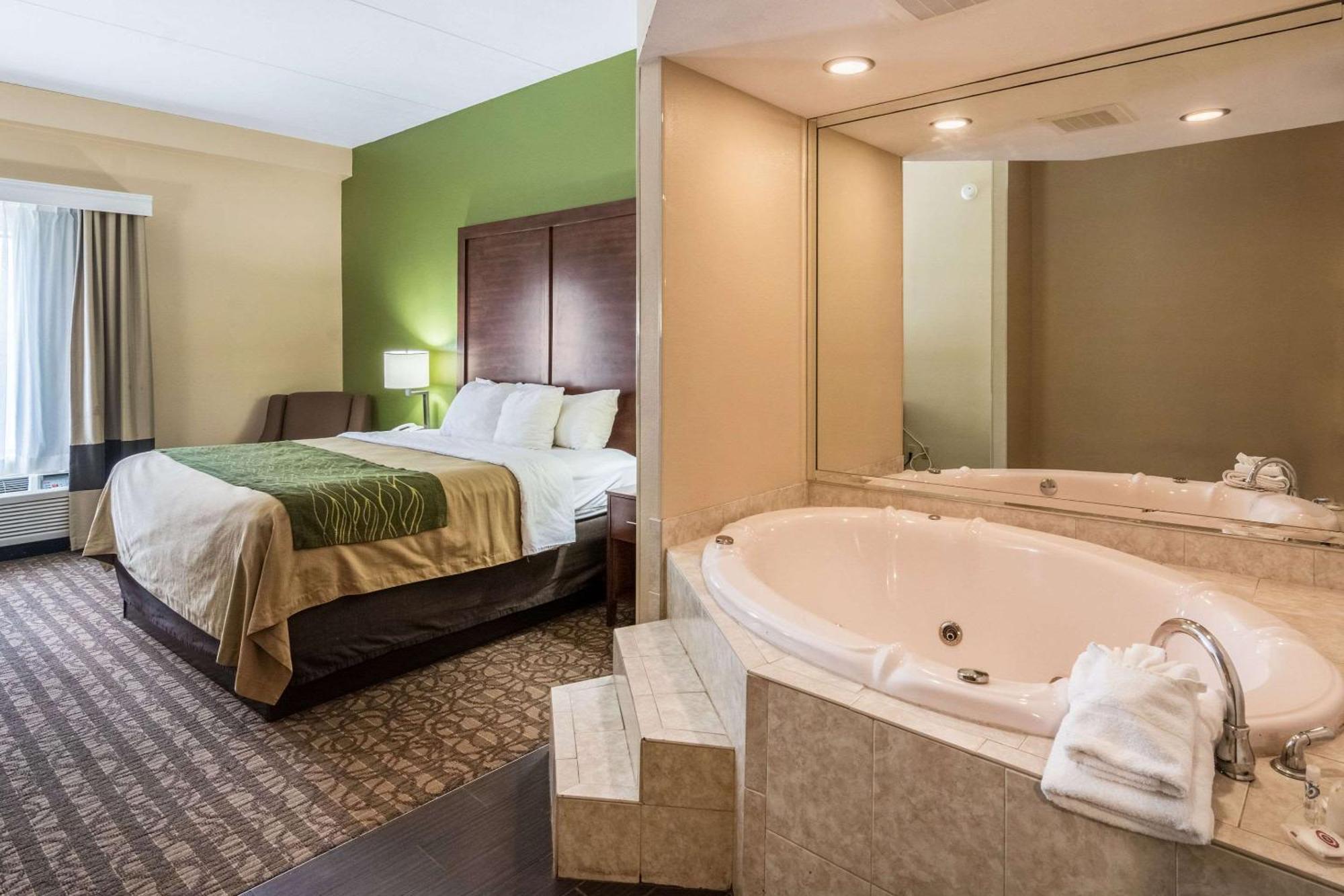 Comfort Inn & Suites Panama City North Екстериор снимка