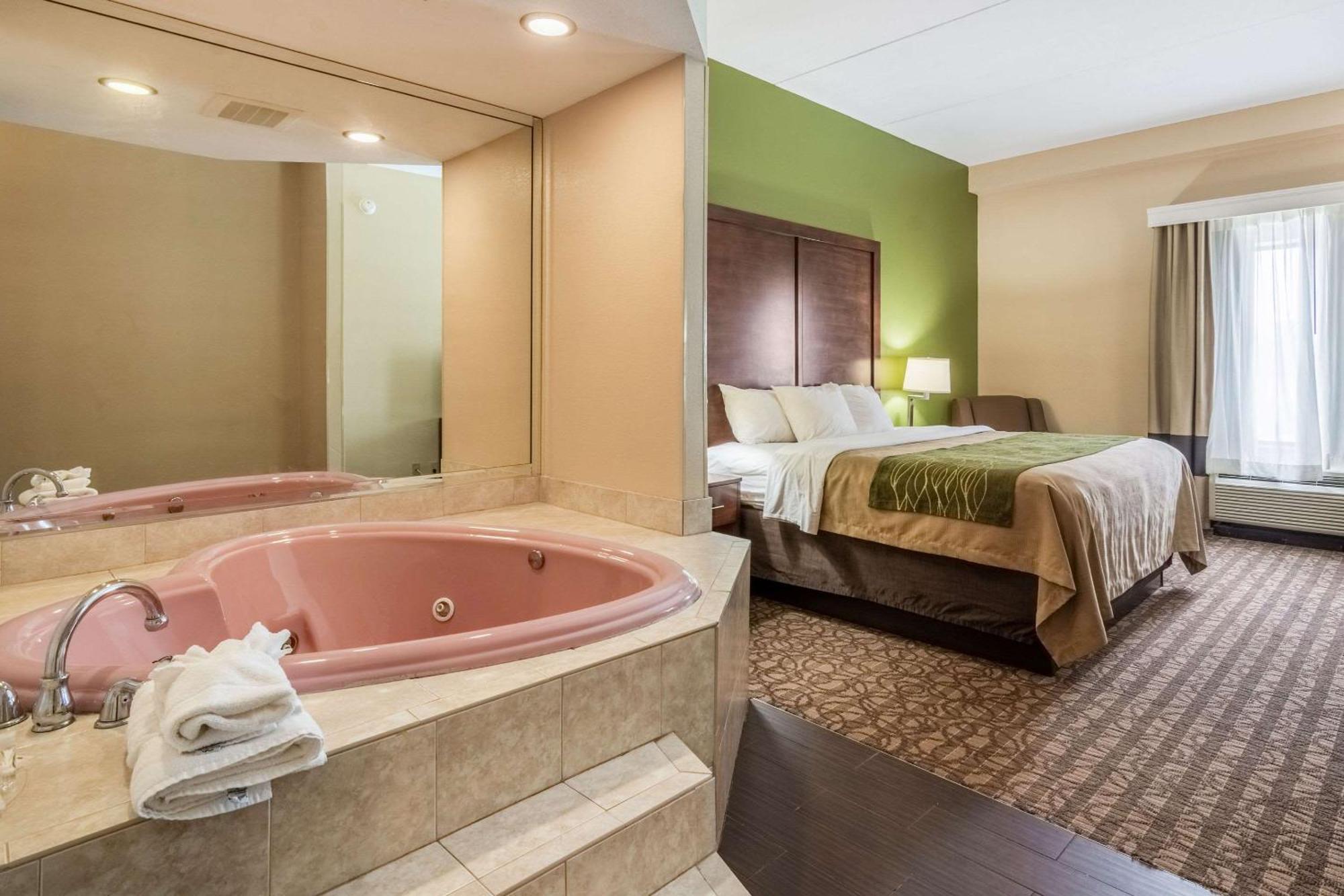 Comfort Inn & Suites Panama City North Екстериор снимка