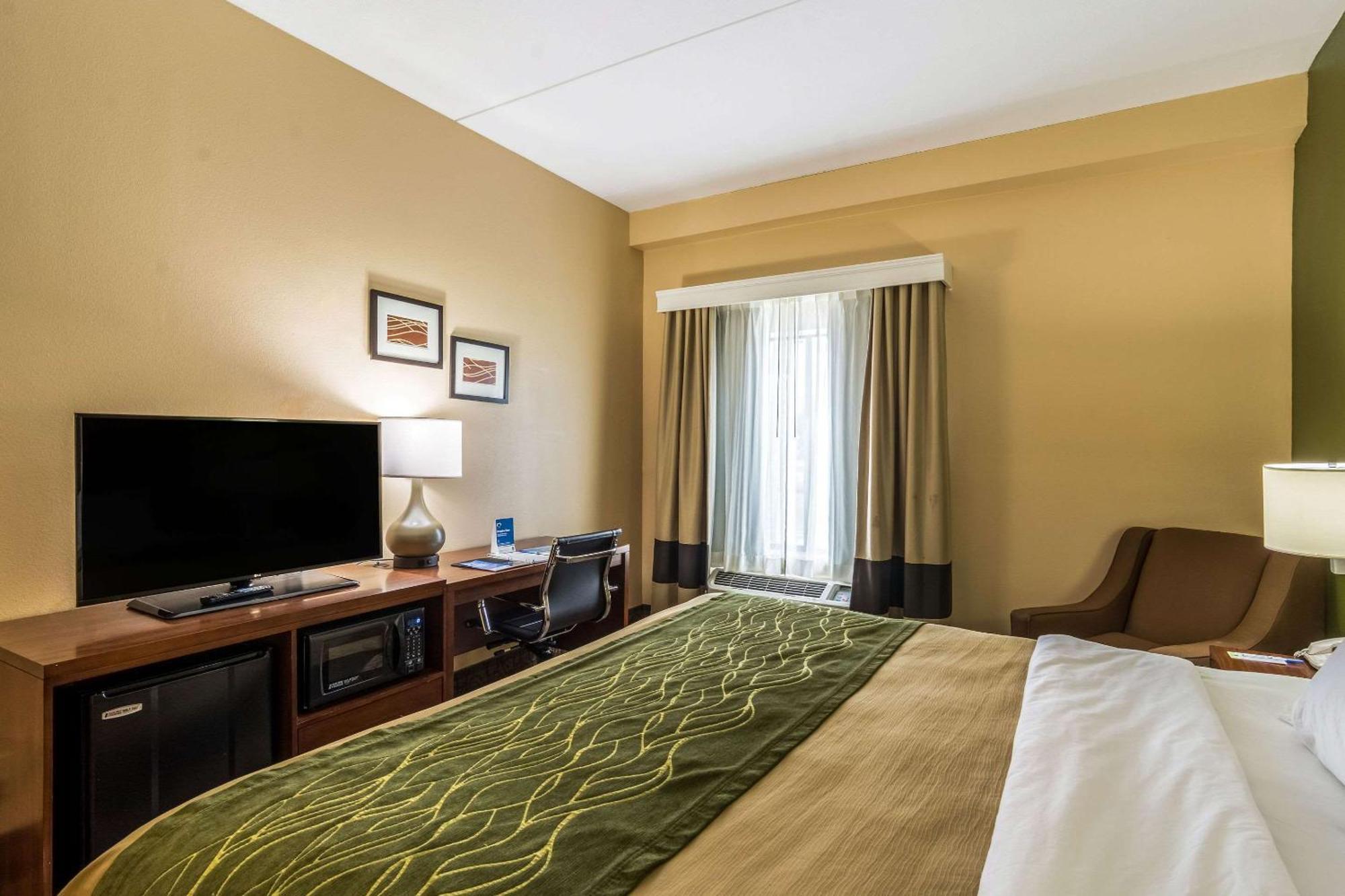 Comfort Inn & Suites Panama City North Екстериор снимка