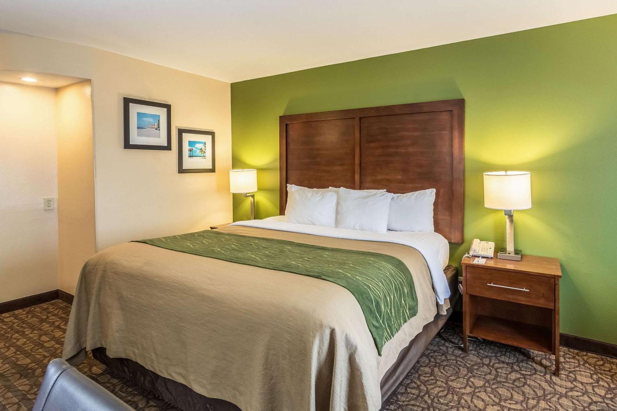 Comfort Inn & Suites Panama City North Екстериор снимка