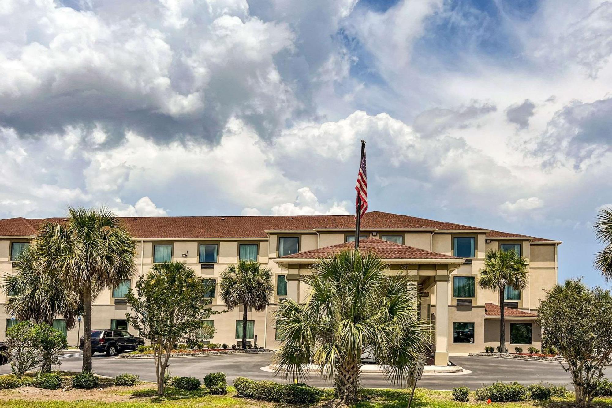Comfort Inn & Suites Panama City North Екстериор снимка