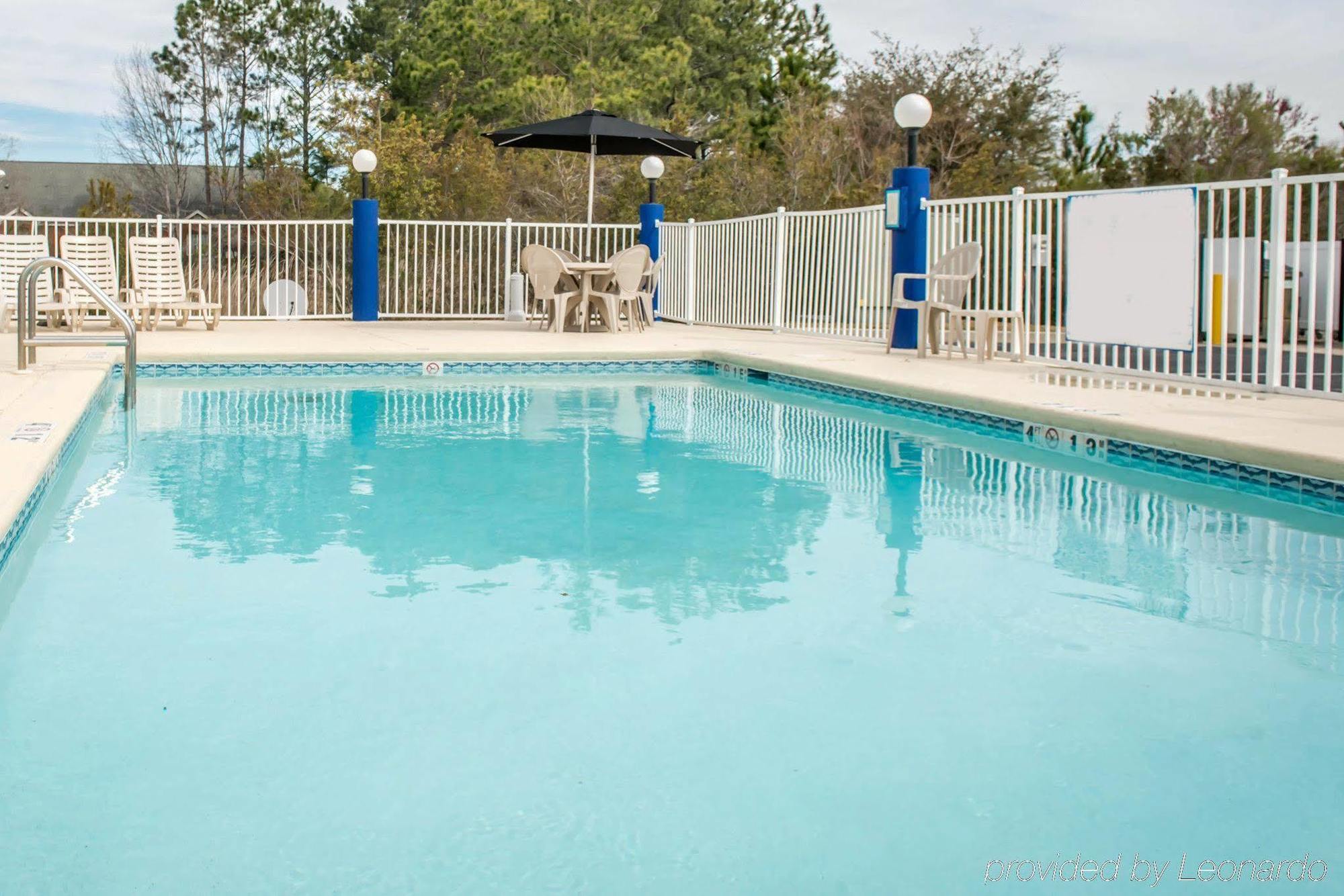 Comfort Inn & Suites Panama City North Екстериор снимка